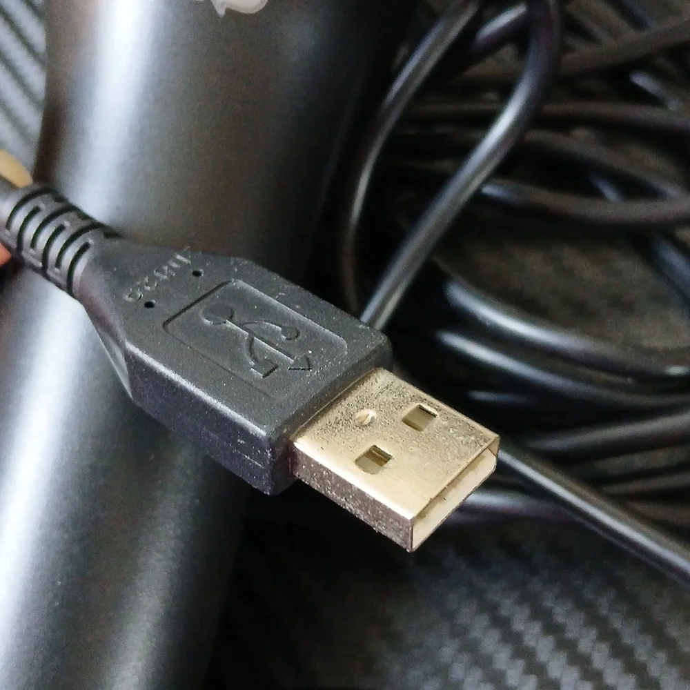 RedOctane Guitar Hero USB Microphone E-UR20 - Xbox 360,‎ PS3, Wii - prev owned
